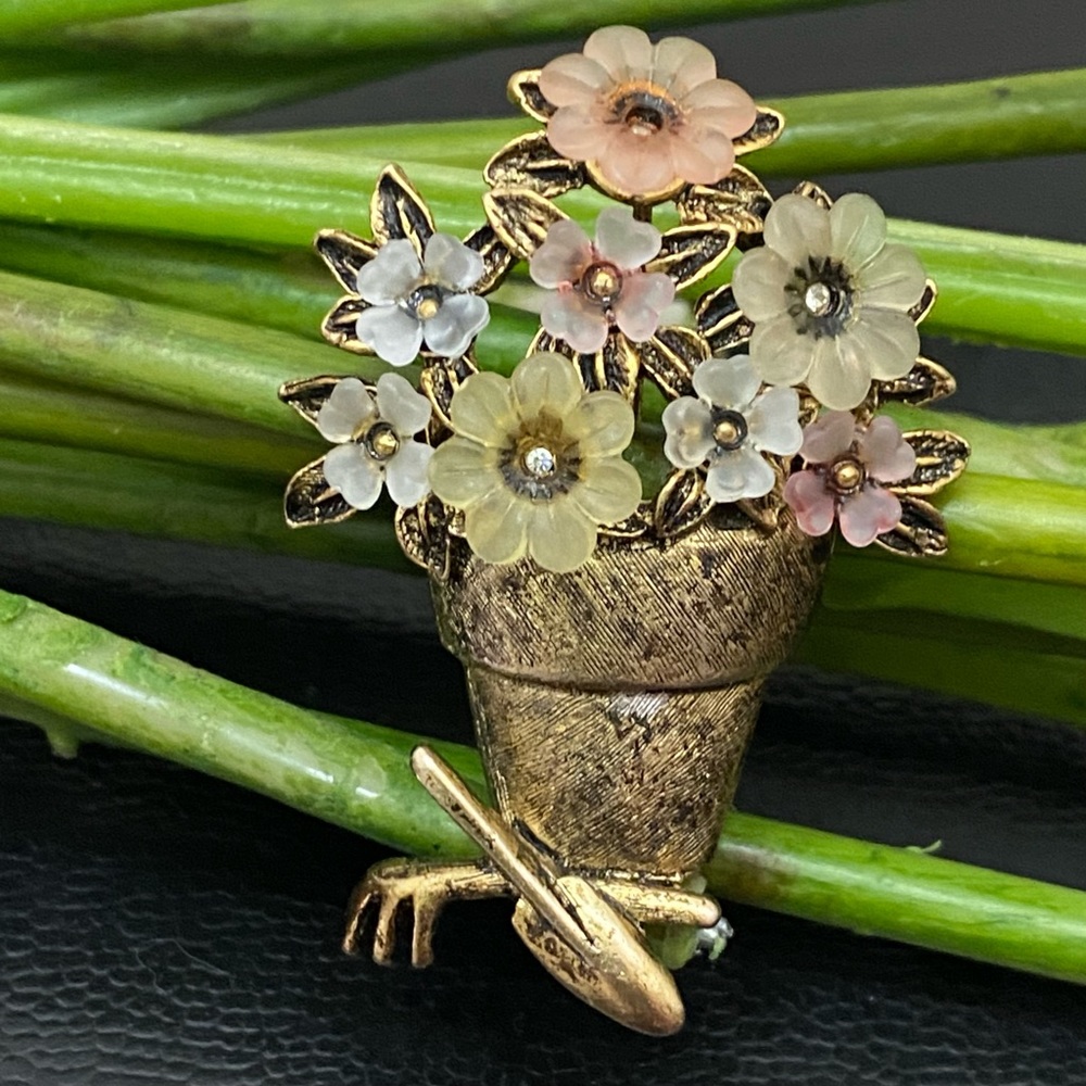 LIA Signed Pot of Flowers with Garden Tools Gold-tone Brooch 11.0g.